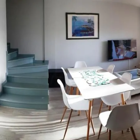 別荘 3-bedroom Townhouse Roque Conde *