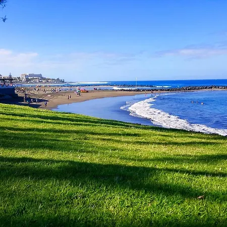 3-bedroom Townhouse Roque Conde * アデヘ